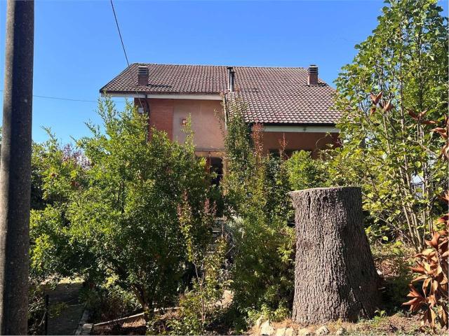Villetta indipendente in vendita di 250 m² in Via Vernassa, 4
