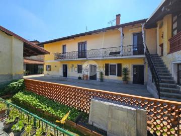Villetta indipendente in vendita di 250 m² in Via XX Settembre