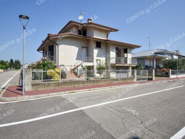Villetta indipendente in vendita di 250 m² in Via XX Settembre