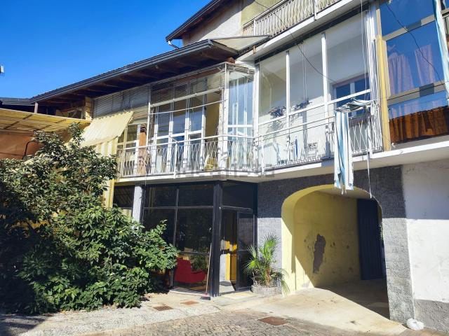 Villetta indipendente in vendita di 250 m² in Via Zoia, 6