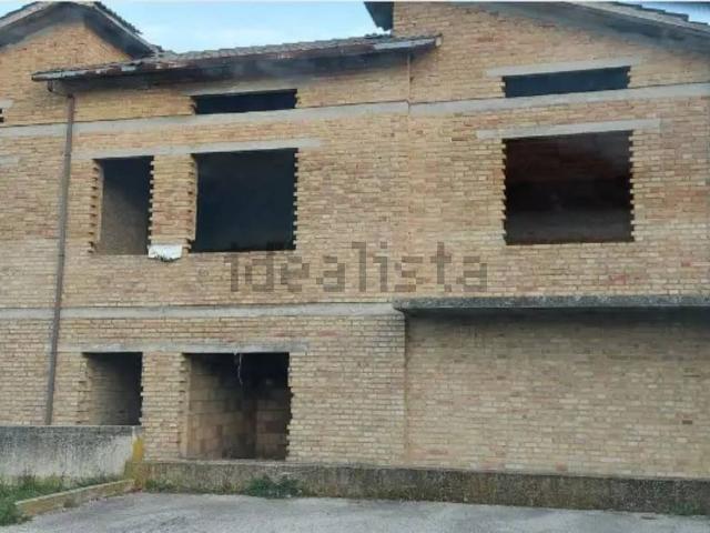 Villetta indipendente in vendita di 250 m² in Viale J. F. Kennedy