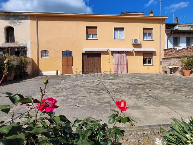 Villetta indipendente in vendita di 250 m² in Vicolo Ganda, 11
