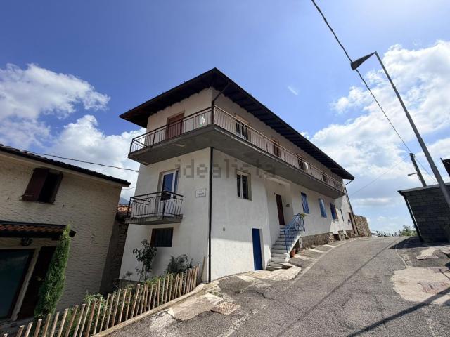 Villetta indipendente in vendita di 250 m² in Vicolo delle Betulle