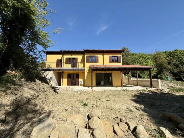 Villetta indipendente in vendita di 250 m² in Contrada Contro, 2