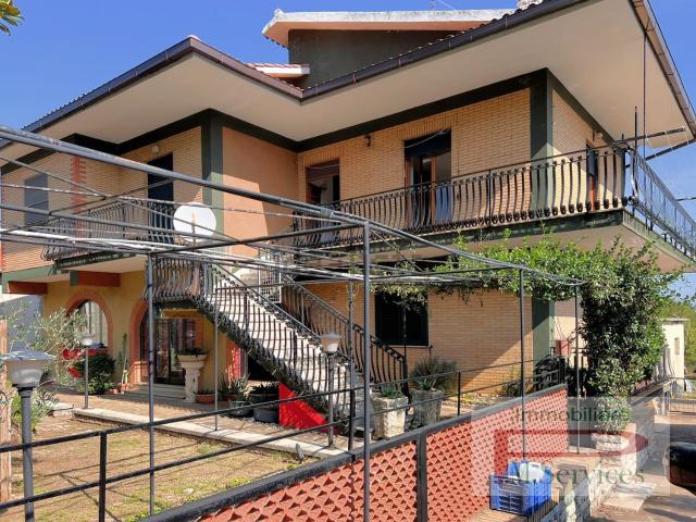 Villetta indipendente in vendita di 250 m² in Contrada flagellano, 27