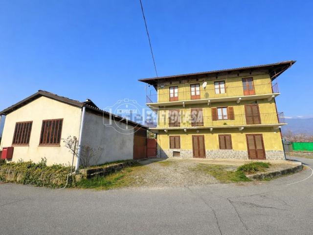 Villetta indipendente in vendita di 250 m² in Frazione Chiagnotti