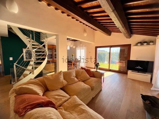 Villetta indipendente in vendita di 250 m² in Località Madonna a Brolio