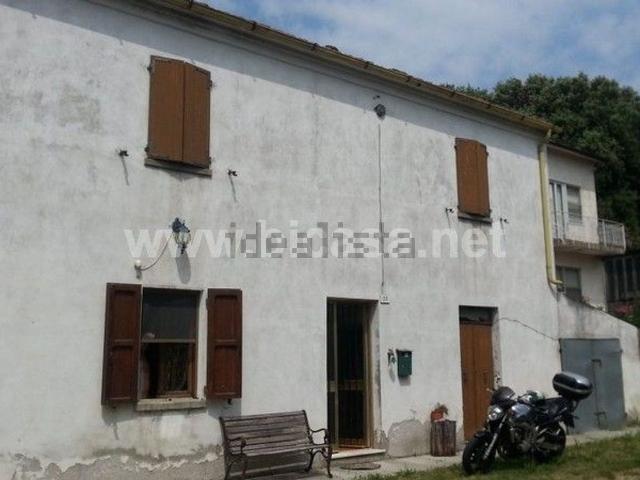 Villetta indipendente in vendita di 250 m² in Località Novilara