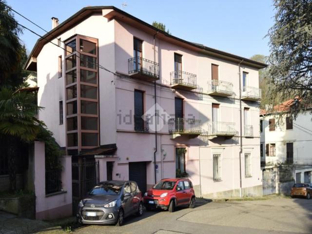 Villetta indipendente in vendita di 250 m² in Strada del Lauro, 26