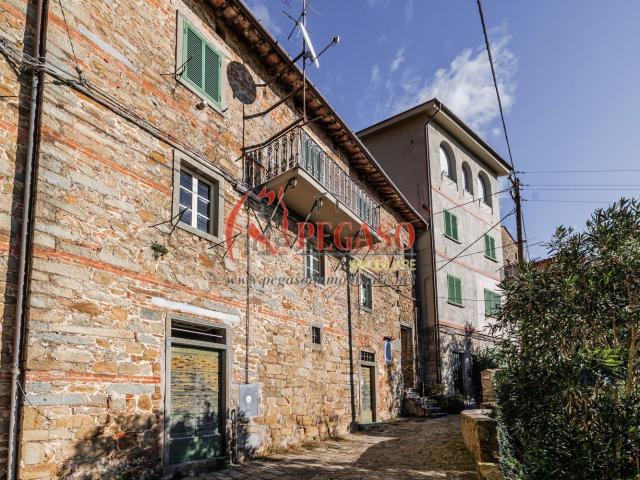 Villetta indipendente in vendita di 250 m² in Strada della Val di Torbola, 37