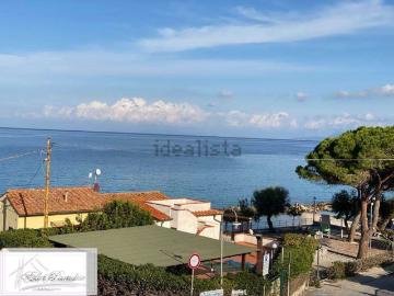 Villetta indipendente in vendita di 250 m² in Strada Senza Nome