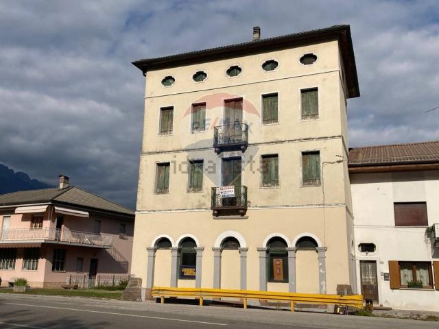 Villetta indipendente in vendita di 250 m² in Strada Statale 51, 17