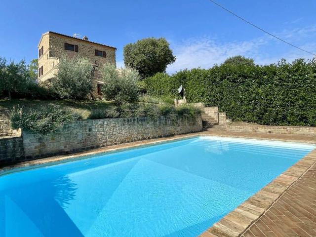Villetta indipendente in vendita di 250 m² in Strada Provinciale 54, 67