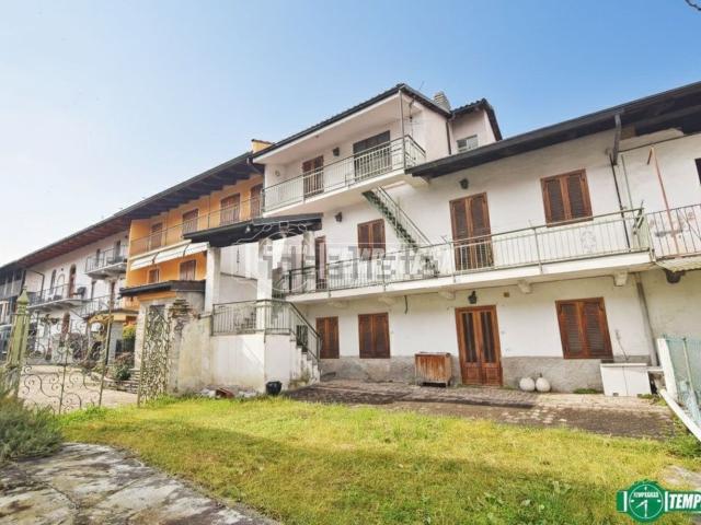 Villetta indipendente in vendita di 250 m² in Strada Vignali, 23