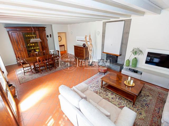 Villetta indipendente in vendita di 251 m² in Via Matteotti, 270