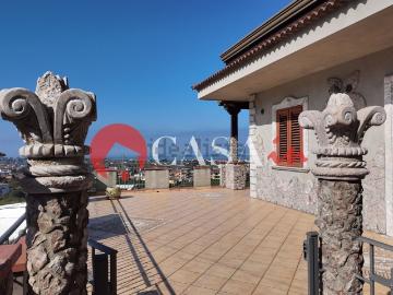 Villetta indipendente in vendita di 251 m² in Via Mancini