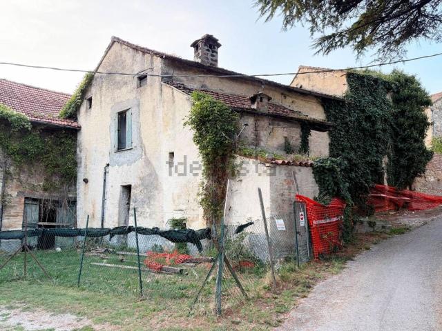 Villetta indipendente in vendita di 251 m² in Piazza EUROPA