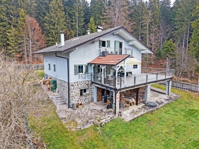 Villetta indipendente in vendita di 253 m²