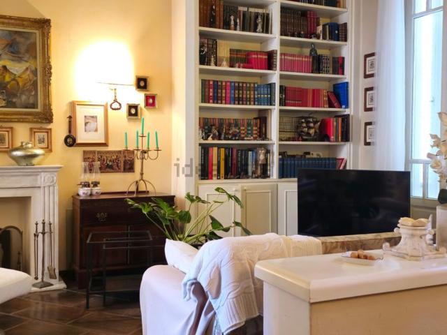 Villetta indipendente in vendita di 253 m² in Via Leonardo Da Vinci, 31