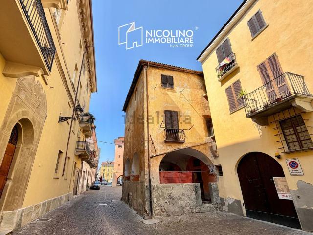Villetta indipendente in vendita di 254 m² in Via Carlo Massimiliano Roero, 6