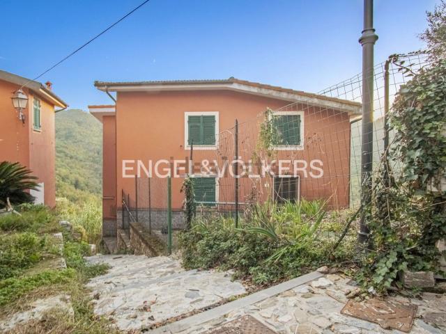 Villetta indipendente in vendita di 254 m² in Via Sciaccona, 17