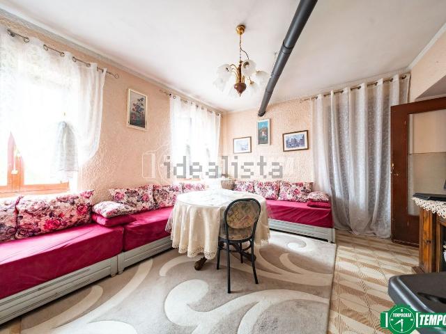 Villetta indipendente in vendita di 255 m² in Piazza Vittorio Veneto, 9