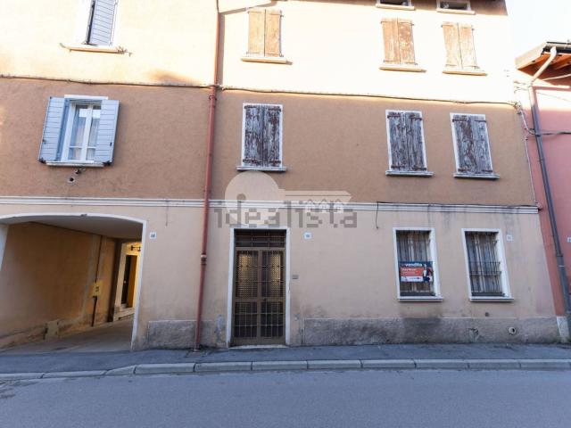 Villetta indipendente in vendita di 255 m² in Via Solferino, 68