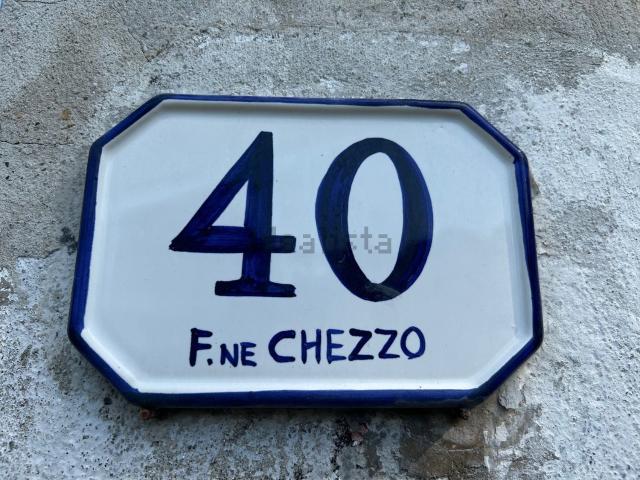 Villetta indipendente in vendita di 255 m² in Via per Chezzo, 23