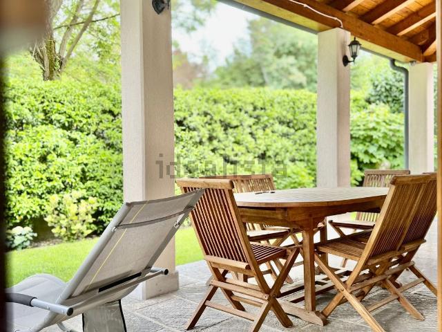 Villetta indipendente in vendita di 255 m² in Località Banne, 203