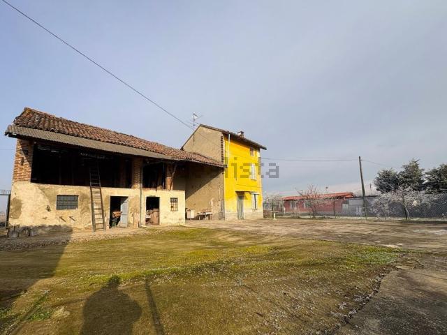Villetta indipendente in vendita di 255 m² in Strada per Ottobiano, 8