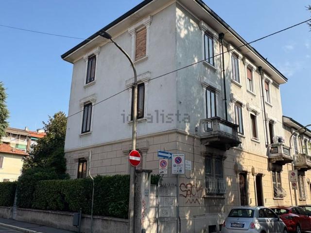 Villetta indipendente in vendita di 256 m² in Via Cristoforo da Bollate, 1