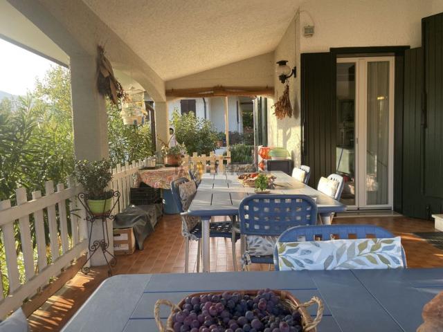 Villetta indipendente in vendita di 256 m² in Via G. Verdi, 20