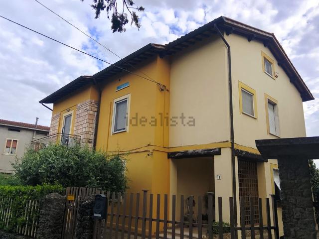 Villetta indipendente in vendita di 256 m² in Via San Nicolò di Celle, 20