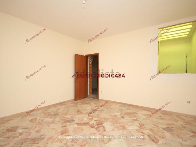 Villetta indipendente in vendita di 256 m² in Via Loreto, 186