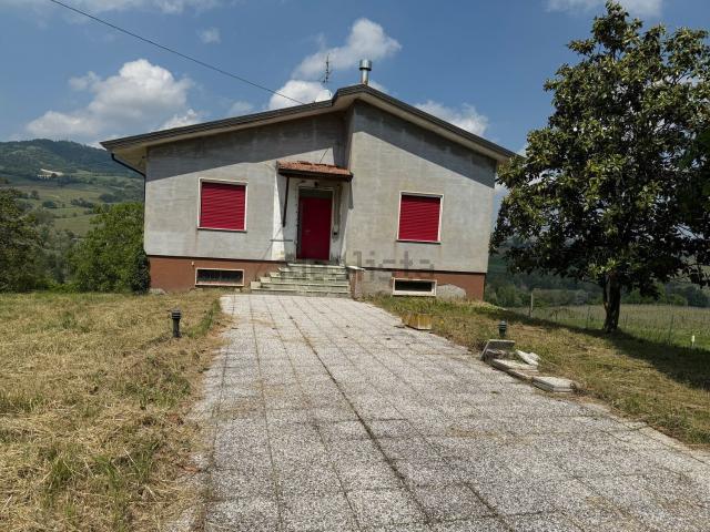 Villetta indipendente in vendita di 256 m² in Località Casanova