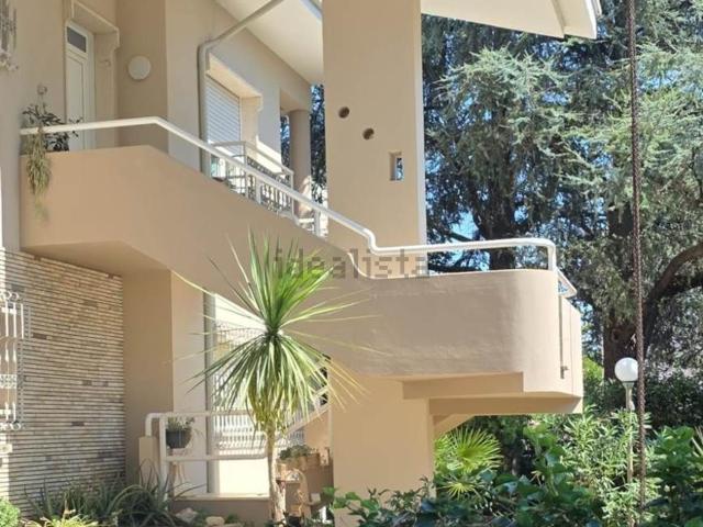 Villetta indipendente in vendita di 257 m²