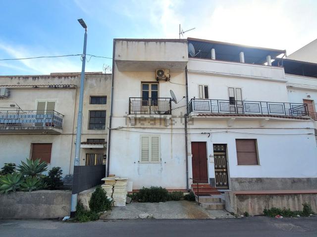 Villetta indipendente in vendita di 257 m² in Via Nazionale, 79