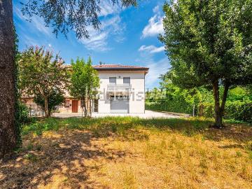 Villetta indipendente in vendita di 258 m² in Via Canale, 9