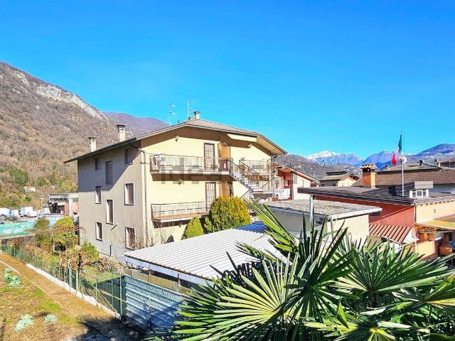 Villetta indipendente in vendita di 258 m² in Via Cassettone, 2