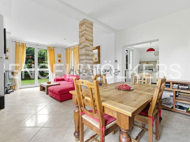 Villetta indipendente in vendita di 258 m² in Via Guglielmo Marconi, 47