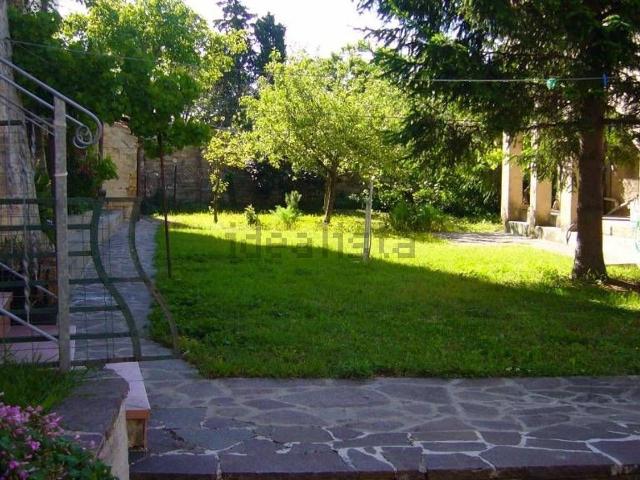 Villetta indipendente in vendita di 259 m²