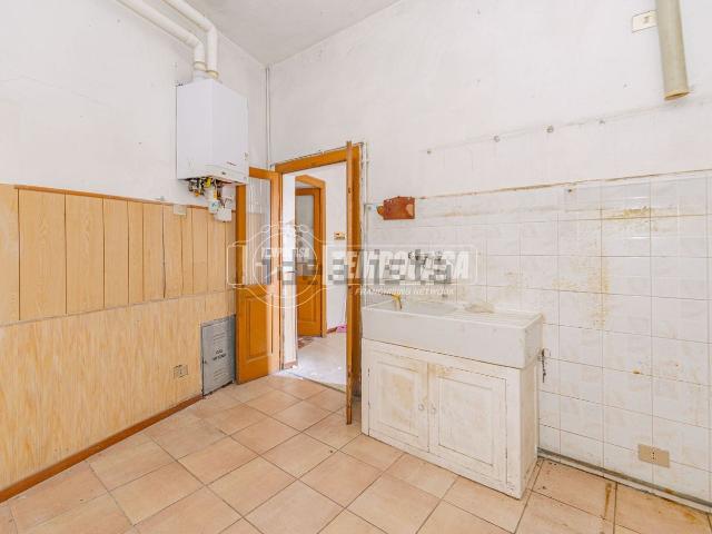 Villetta indipendente in vendita di 259 m² in Piazza IV Novembre, 5