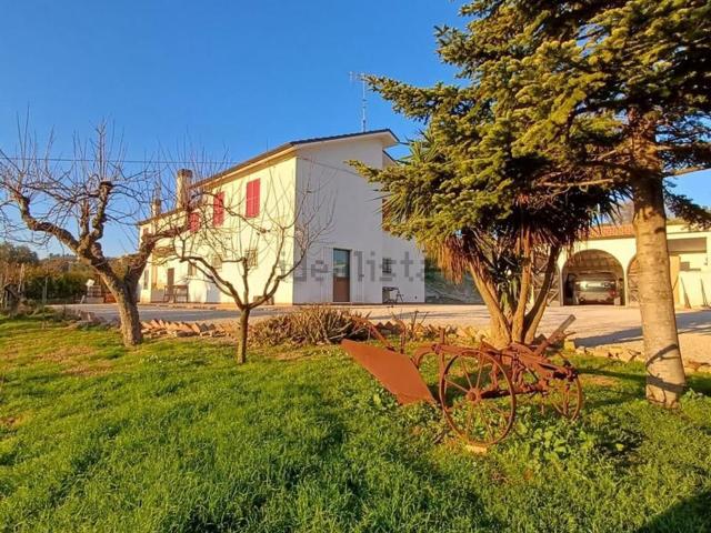 Villetta indipendente in vendita di 260 m²