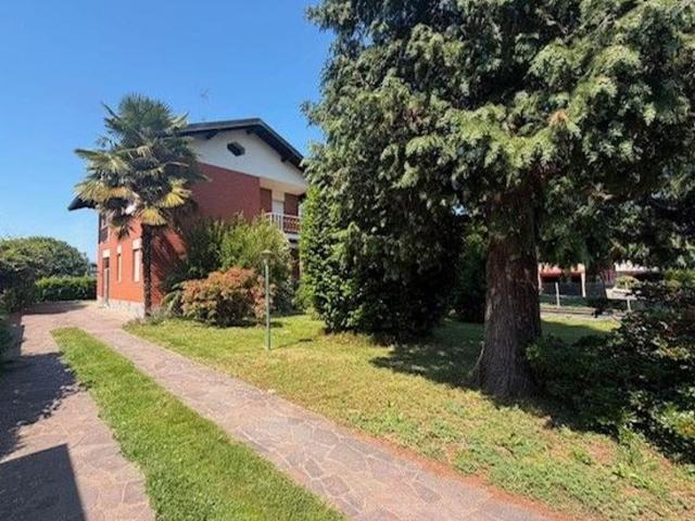 Villetta indipendente in vendita di 260 m²