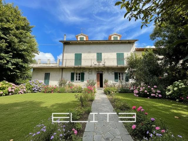 Villetta indipendente in vendita di 260 m²