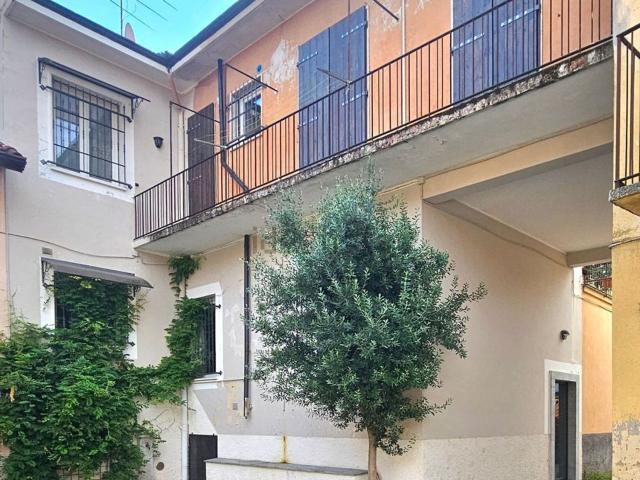Villetta indipendente in vendita di 260 m²