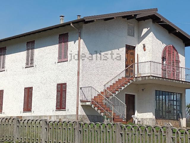 Villetta indipendente in vendita di 260 m² in Via Cavour, Calogna