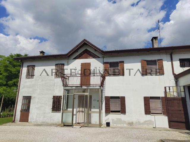 Villetta indipendente in vendita di 260 m² in Via Cà Panosso, 1