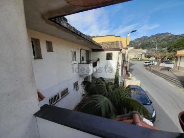 Villetta indipendente in vendita di 260 m² in Via Candidati