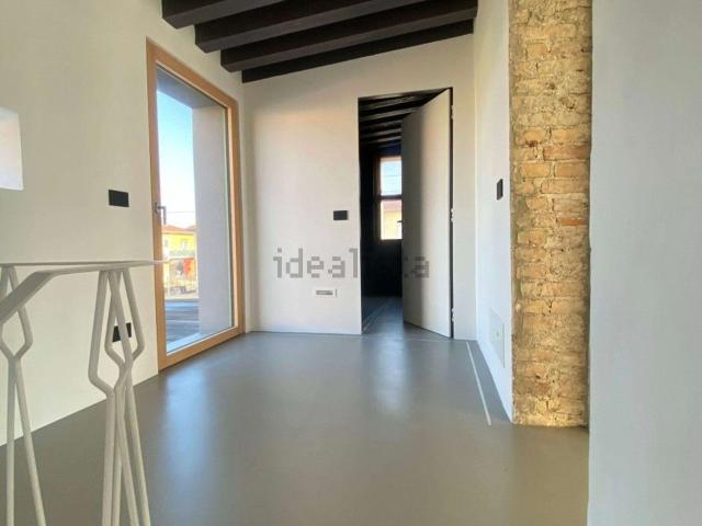 Villetta indipendente in vendita di 260 m² in Via Capitano Alessio, 12